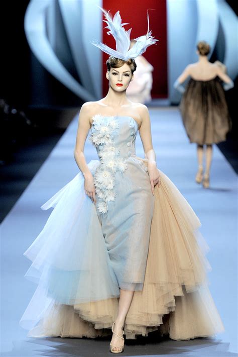 dior haute couture 2011 moon|christian dior spring 2011 collection.